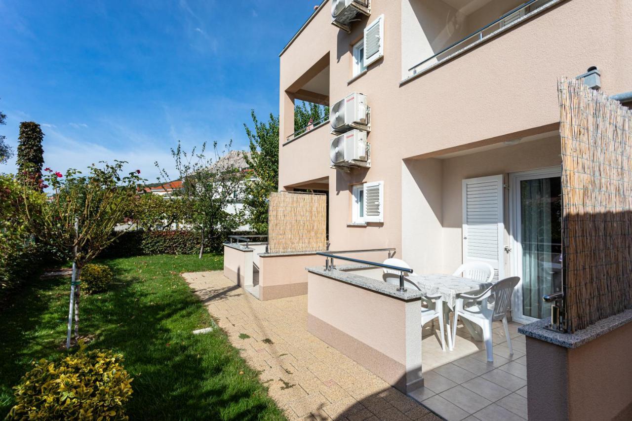 Apartments Crnekovic V Baška Eksteriør billede