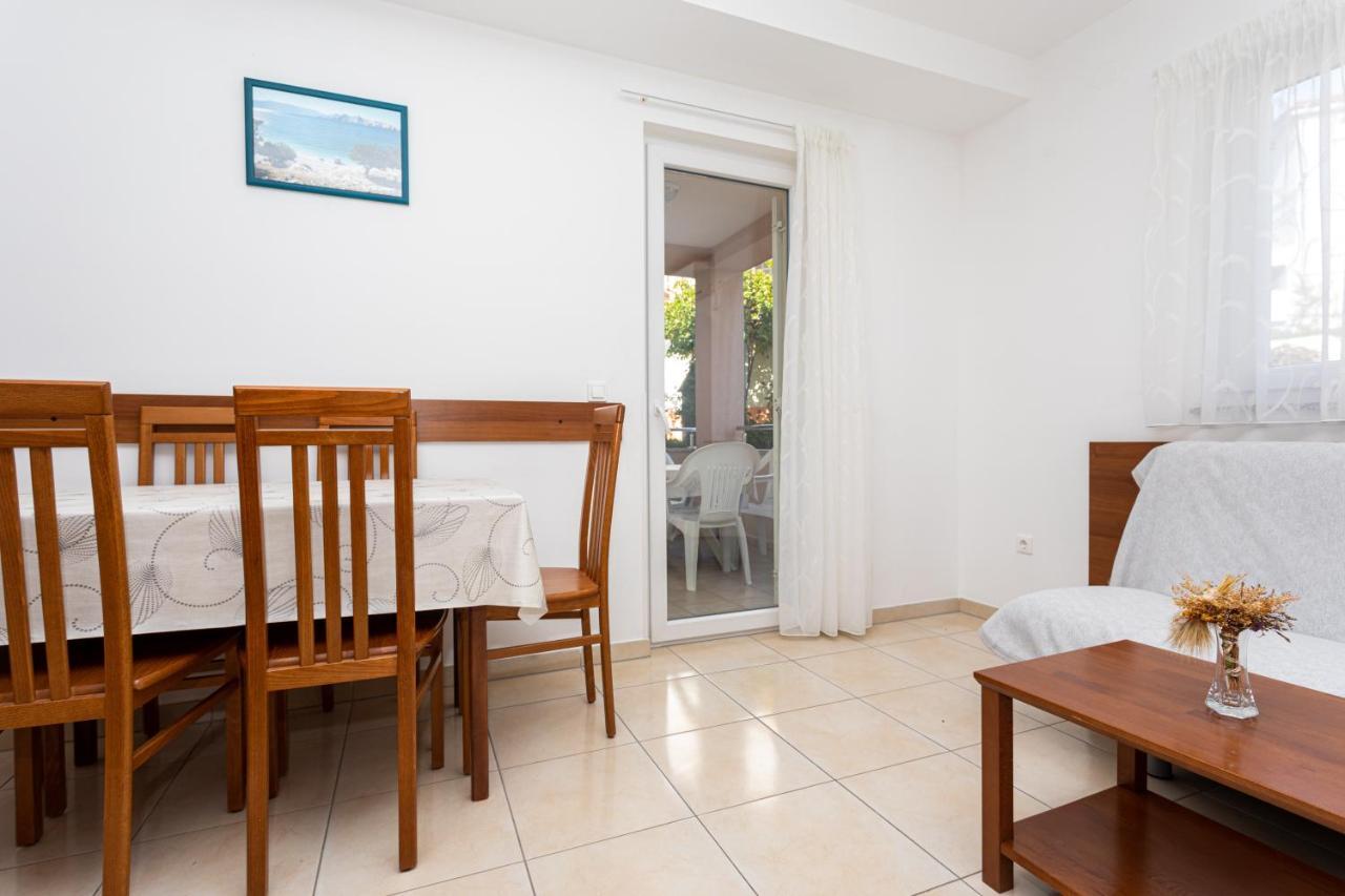 Apartments Crnekovic V Baška Eksteriør billede