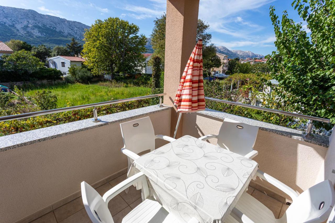 Apartments Crnekovic V Baška Eksteriør billede
