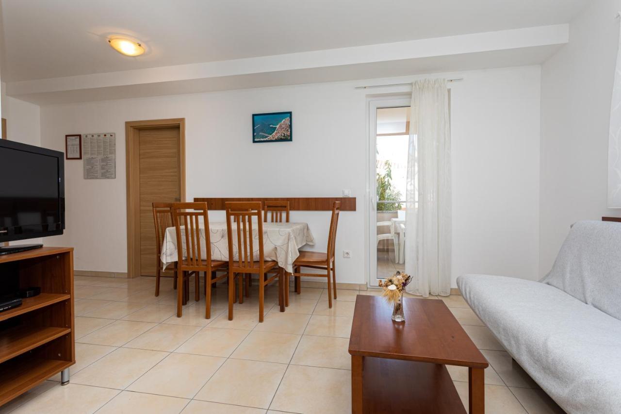 Apartments Crnekovic V Baška Eksteriør billede