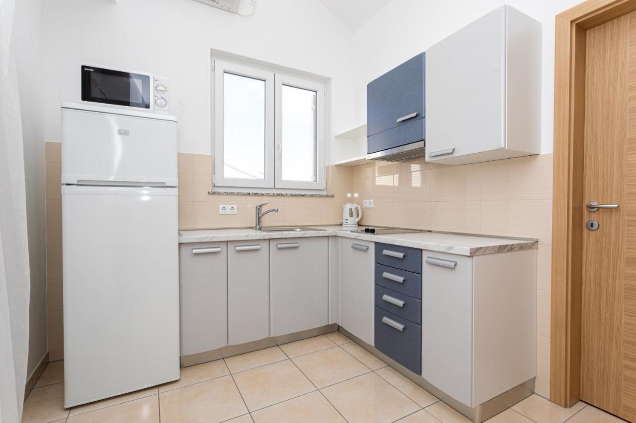Apartments Crnekovic V Baška Eksteriør billede