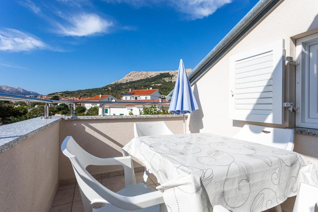 Apartments Crnekovic V Baška Eksteriør billede